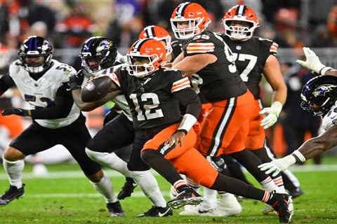 Browns make official Shedeur Sanders decision for Week 12