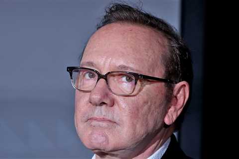 Oscar-Winner Kevin Spacey Says He's Homeless