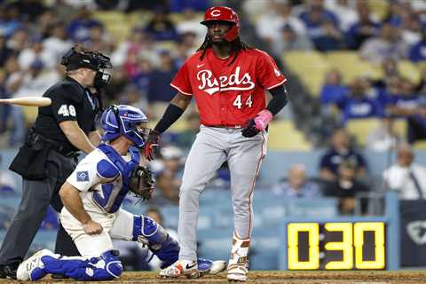 Reds president reveals Elly De La Cruz played through partially torn quad