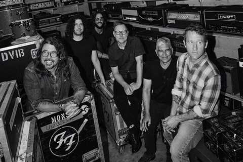 Foo Fighters Extend Rock & Alternative Airplay No. 1 Record With ‘Asking for a Friend’