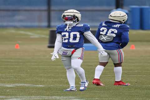 Giants sticking with Eric Gray as kickoff returner despite previous issues on special teams