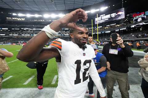 Browns coach Kevin Stefanski explains his controversial Shedeur Sanders game ball snub
