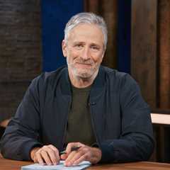 ‘Daily Show’ Host Jon Stewart Makes Debut at New Jersey’s Legendary Stone Pony With Indie Rock Band ..