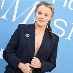 After ‘Excruciating Pain’ of Burst Ovarian Cyst, Jojo Siwa Says She’s ‘Doing a Bit Better,’ But Is..