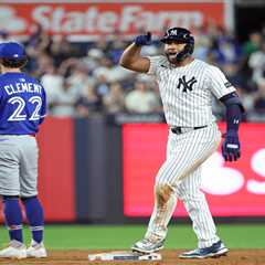 Yankees re-signing Amed Rosario on $2.5 million contract to fill righty bat need