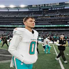 Zach Wilson ‘frustrated’ as Dolphins pick rookie Quinn Ewers as Tua Tagovailoa replacement