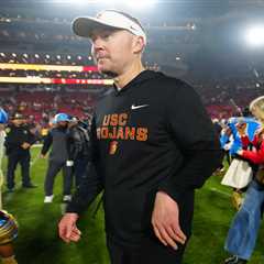 USC coach Lincoln Riley blasts Notre Dame after iconic rivalry comes to bitter end