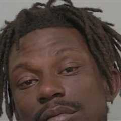 Naked Man Accused of Robbing Meat Market With Weapon