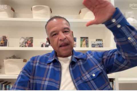 Dodgers manager Dave Roberts approves of an MLB salary cap — with one caveat