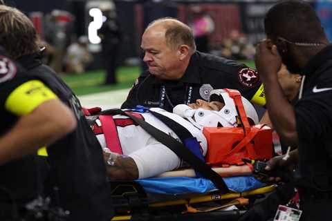 Cardinals’ Andre Baccellia transported to hospital after neck injury