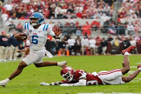 Tulane vs. Ole Miss prediction, picks: Odds, best bet for 2025 College Football Playoff Round 1