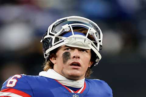 NFL Week 16 predictions, best bets: Picks against the spread for every game