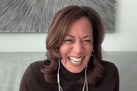 Kamala Harris Gives Hilarious Dating Advice To Younger Women On Podcast