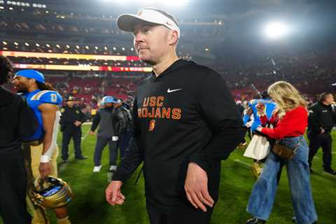 USC coach Lincoln Riley blasts Notre Dame after iconic rivalry comes to bitter end