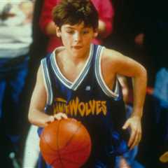 Josh In 'Air Bud' 'Memba Him?!