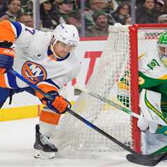 Islanders’ Max Tsyplakov gets another chance to refind vintage self