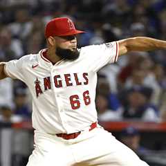 Mets sign Luis Garcia to bolster bullpen