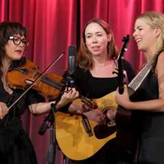 I’m With Her Wins 2 Awards at 2026 International Folk Music Awards. Will a Grammy Win Follow on Feb...