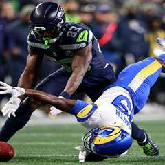 Xavier Smith brutally muffs Rams punt return as Seahawks score off blunder