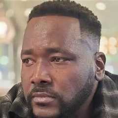 'Blind Side' Actor Quinton Aaron on Life Support, Partially Breathing