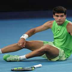 Alex Zverev fumes over ‘bulls–t’ Carlos Alcaraz decision in Australian Open classic