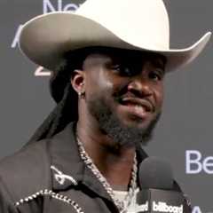 Shaboozey Wants to Collab With The Marías, Alex Warren & More, Playing at a Benson Boone Show |..