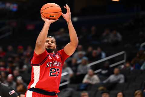 Rick Pitino sensing ‘light has come on’ for Bryce Hopkins after rough St. John’s start