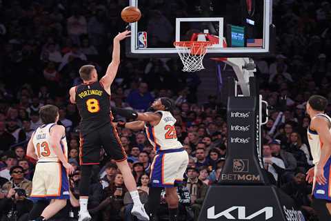 Shorthanded Knicks come out flat against Hawks in one of their worst losses of season