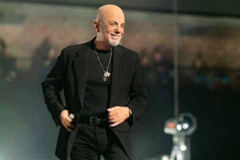 Billy Joel Surprises Fans With First Performance Since Brain Disorder Diagnosis
