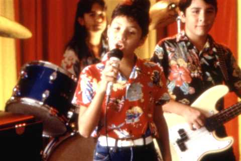 Young Selena In 'Selena' 'Memba Her?!
