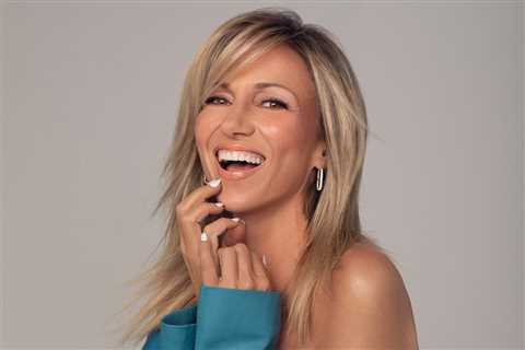 Debbie Gibson Plugs In For ‘Electric Youth’ Performance on ‘Kimmel’: Watch