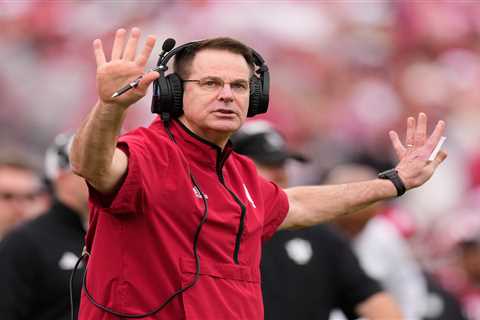 theScore Bet bonus code NPNEWS: Bet $10, get $100 in bonus bets for Oregon vs. Indiana