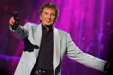 Barry Manilow Announces 6 New 2026 Concerts After Undergoing Surgery for Lung Cancer