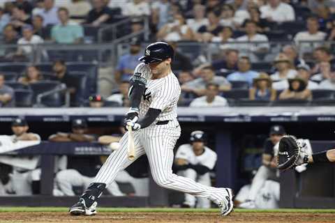 Yankees willing to add multiple opt-outs in their Cody Bellinger pursuit