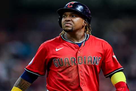 Jose Ramirez signs massive $175 million Guardians extension that has large chunk of deferred money