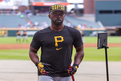 Andrew McCutchen airs out Pirates grievances after fan-fest snub