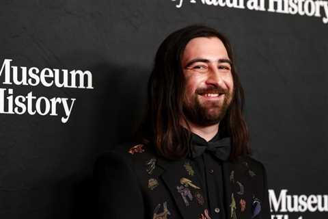 Friday Music Guide: New Music From Noah Kahan, Labrinth, Cannons & More