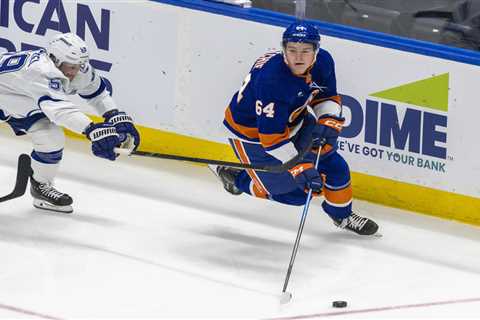 Cal Ritchie’s Islanders injury will keep him out through Olympic break