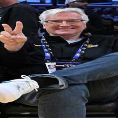 Lakers raise season ticket prices after Mark Walter takes over as majority owner