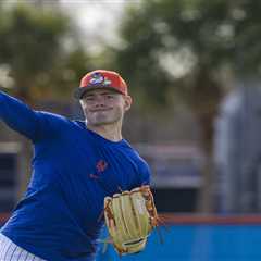 Mets prospect A.J. Ewing showing off speed, strong instincts in spring debut