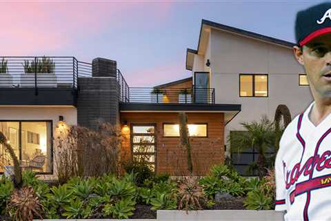 Hall Of Fame Pitcher Greg Maddux Sells San Diego Home For $3.3 Million