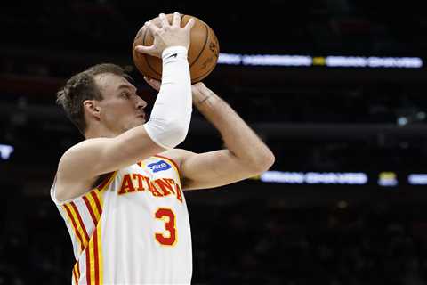 Lakers add Luke Kennard ahead of NBA trade deadline