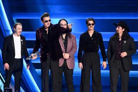 Stagecoach Festival Adds Mustang Stage, Performances From The Red Clay Strays, Hootie & The..