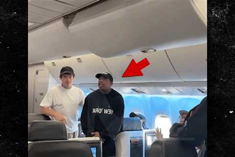 Ja Rule Gets Into Heated Argument With Tony Yayo on Plane, Video Shows