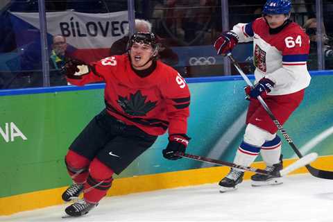 Canada survives Olympic hockey scare with thrilling overtime win over Czechia