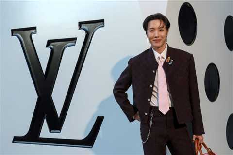 BTS’ j-hope Calls J. Cole His ‘GOAT,’ Congratulates Rapper on ‘Crazy’ New Album