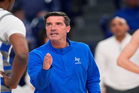 Air Force fires men’s basketball coach Joe Scott after investigation into treatment of players