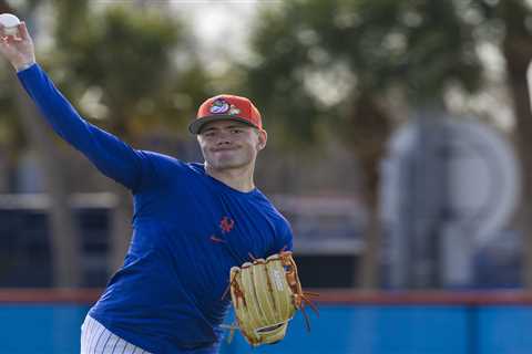 Mets prospect A.J. Ewing showing off speed, strong instincts in spring debut