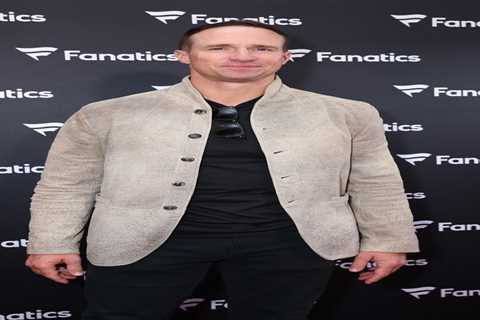 Drew Brees, Vuori founder join forces in effort to buy Padres