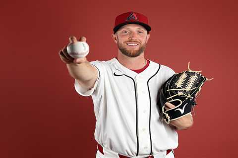 Merrill Kelly rejected Padres’ lucrative contract offer due to California’s ridiculous tax laws